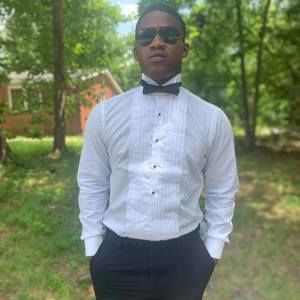 Meet your Posher, Javon